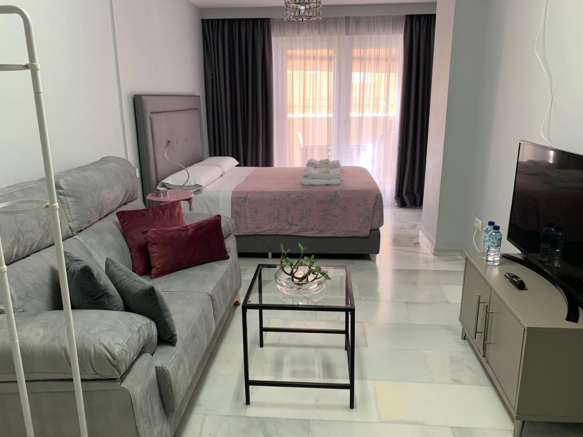 Kentia Rooms Málaga Esterno foto