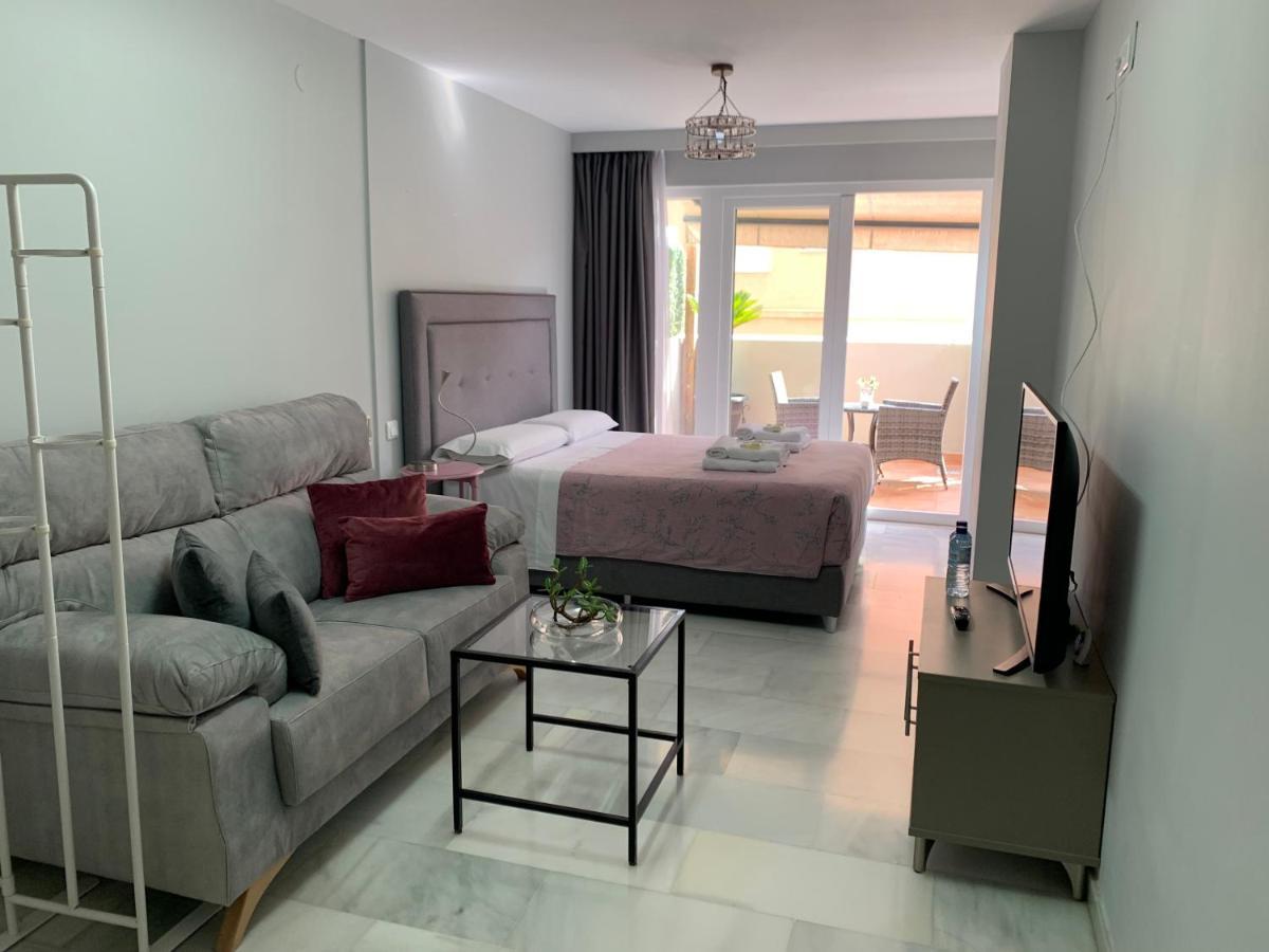 Kentia Rooms Málaga Esterno foto