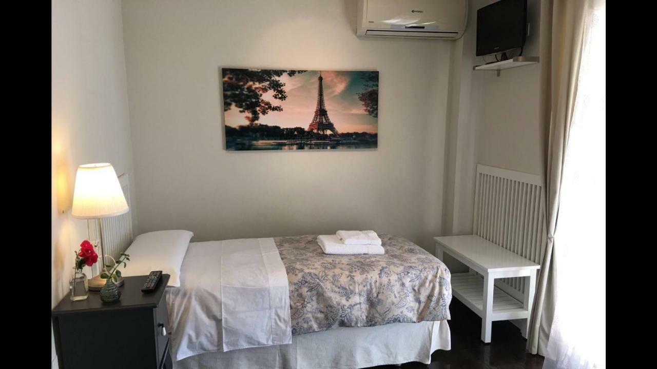 Kentia Rooms Málaga Esterno foto