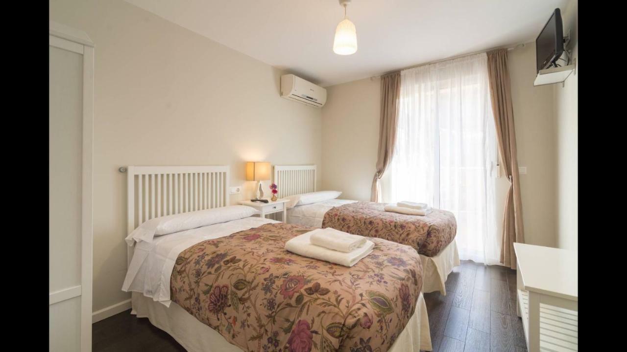 Kentia Rooms Málaga Esterno foto
